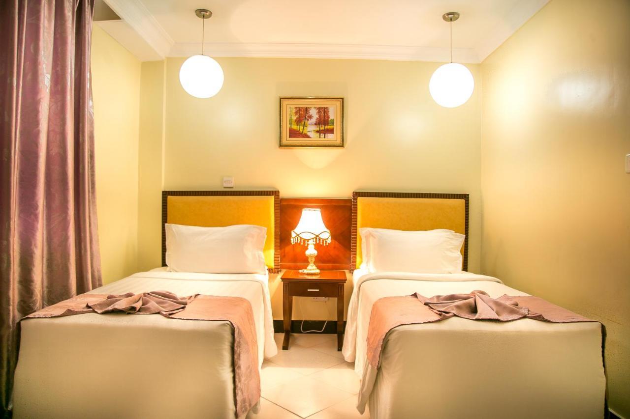 Kebbys Hotel Dar es Salaam Exterior photo